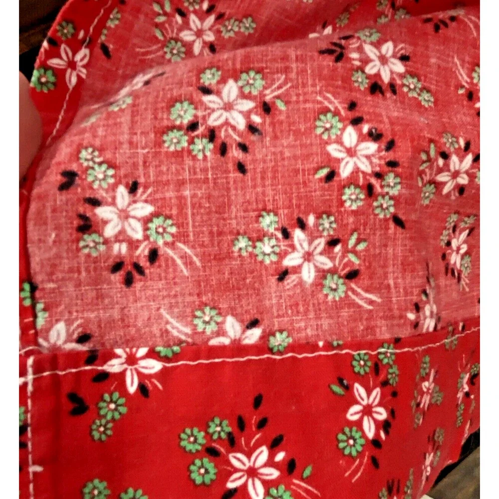 Vintage Handmade Half Apron Printed Cotton Farmhouse Red White Floral Pocket OS